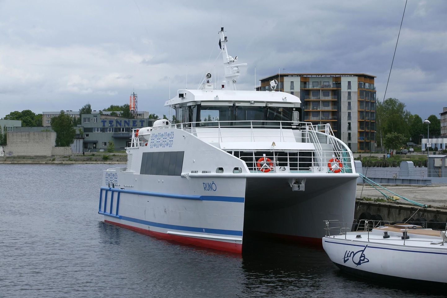 Kiirkatamaraan Runö võib pühapäeval Ringsu sadamast väljuda kella 17 asemel juba keskpäeval.