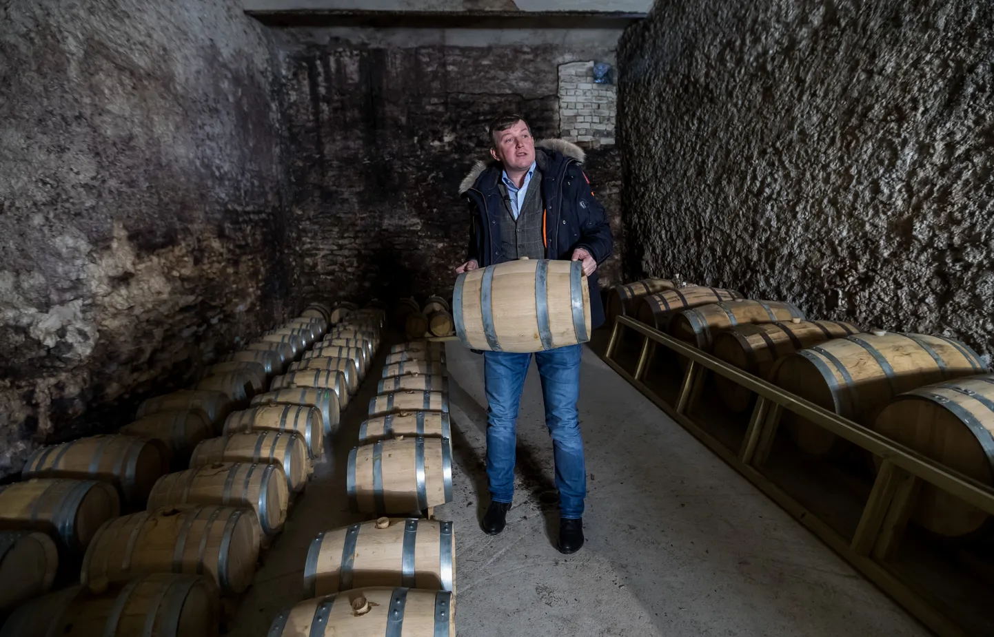 Tallinn, 15.03.2018
Moe viinavabrik. Estonian Spirit OÜ juhatuse liige Sven Ivanov.
Moe spirit factory, CEO of Estonian Spirit Sven Ivanov. 
FOTO: MIHKEL MARIPUU/EESTI MEEDIA