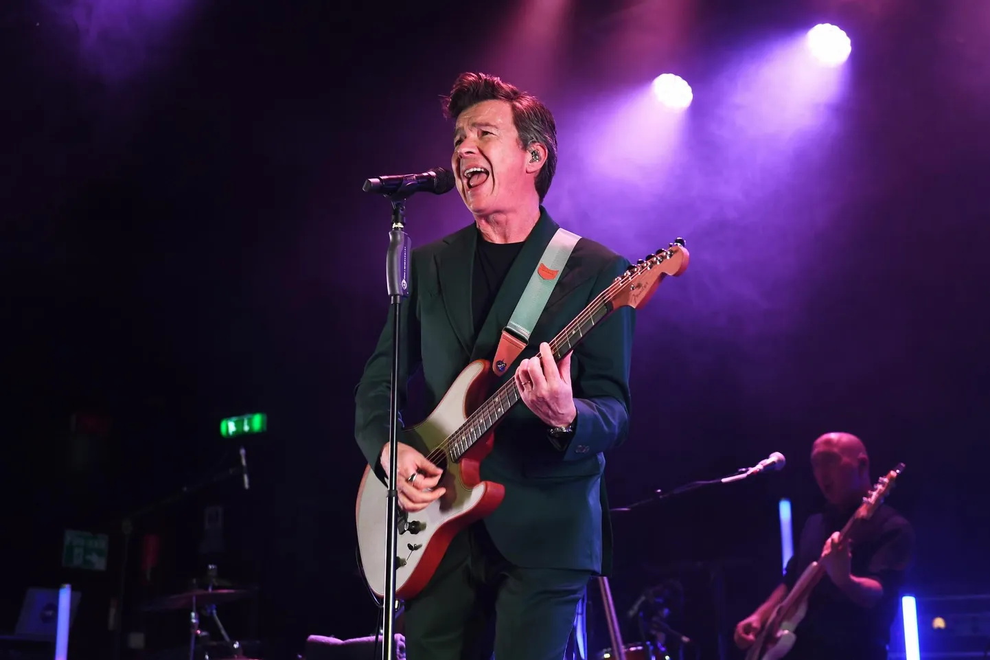 Rick Astley sarmile pole aastakümned liiga teinud.