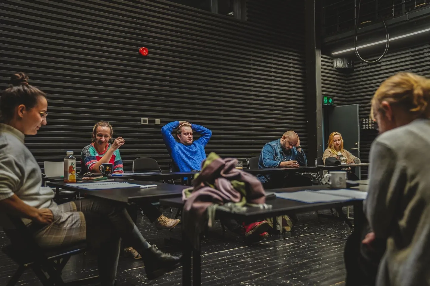 Näidendi "Sirli, Siim ja saladused" esimene lugemine Rakvere teatris.