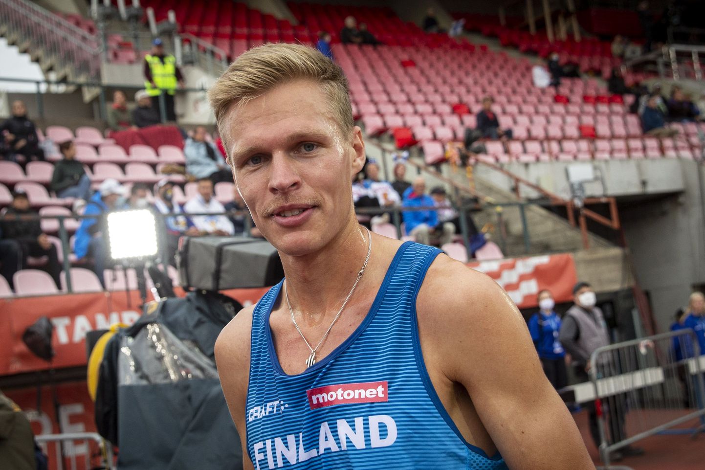 3000 m tõkkejooksja Topi Raitanen on üks nendest Soome sportlastest, kellele meeldib kasutada alpimaja.