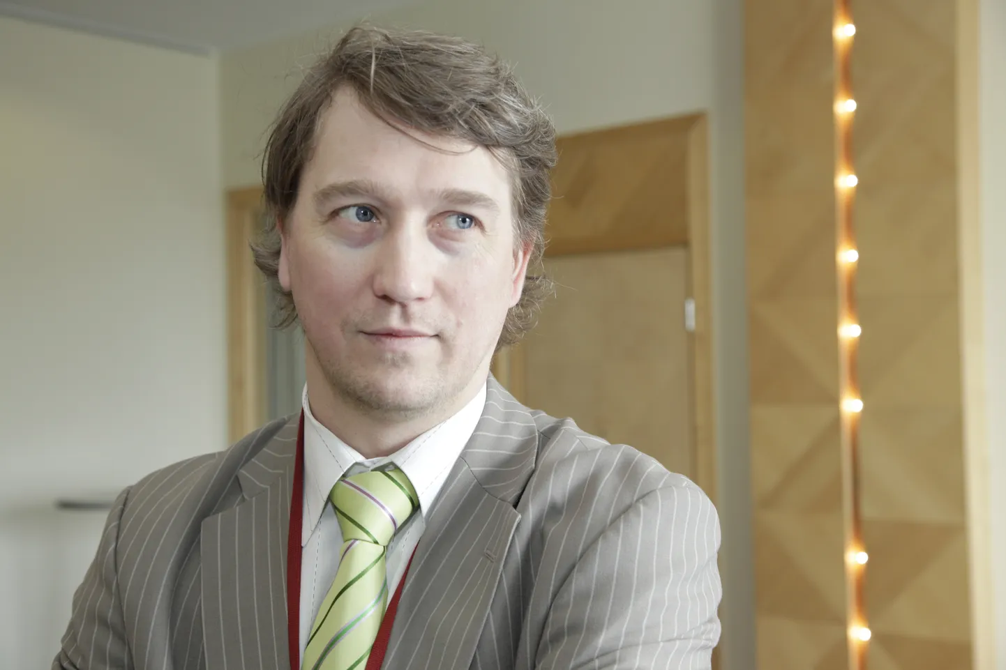 Ando Leppiman on töötanud majandusministeeriumis asekantslerina alates 2012. aasta aprillist. Praegu on ta energeetika asekantsler.