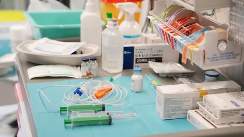 Lieldienu brīvdienās Stradiņa slimnīcā ierobežos plānveida pakalpojumu sniegšanu