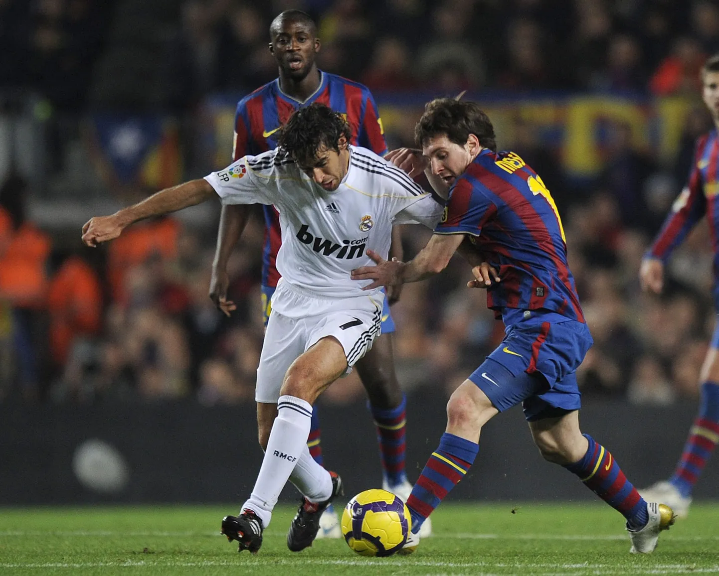 Legendid vastamisi - Lionel Messi (paremal) ja Raul