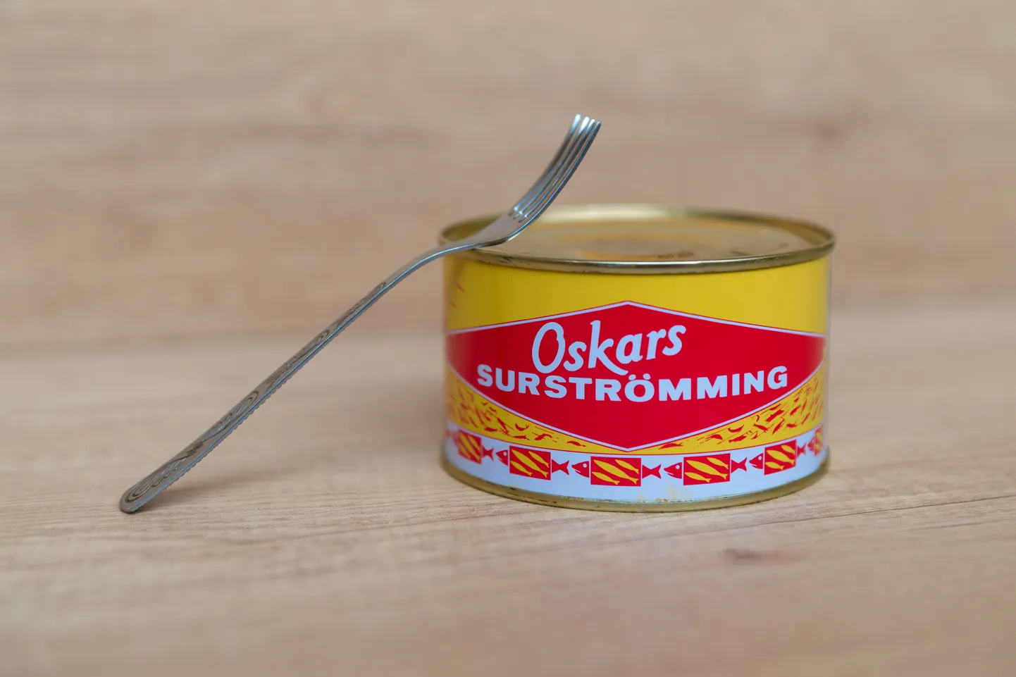 Hapusilk ehk hapendatud räim. Tegemist on Rootsi ühe rahvustoiduga, mis rootsi keeles kannab nime surströmming