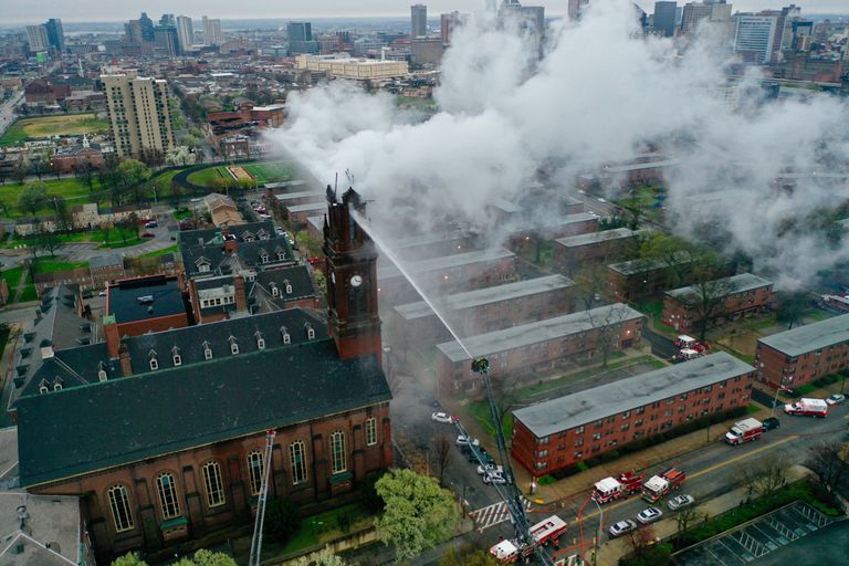 USA Baltimore'i Urban Bible Fellowship kirik kaotas põlengus torni