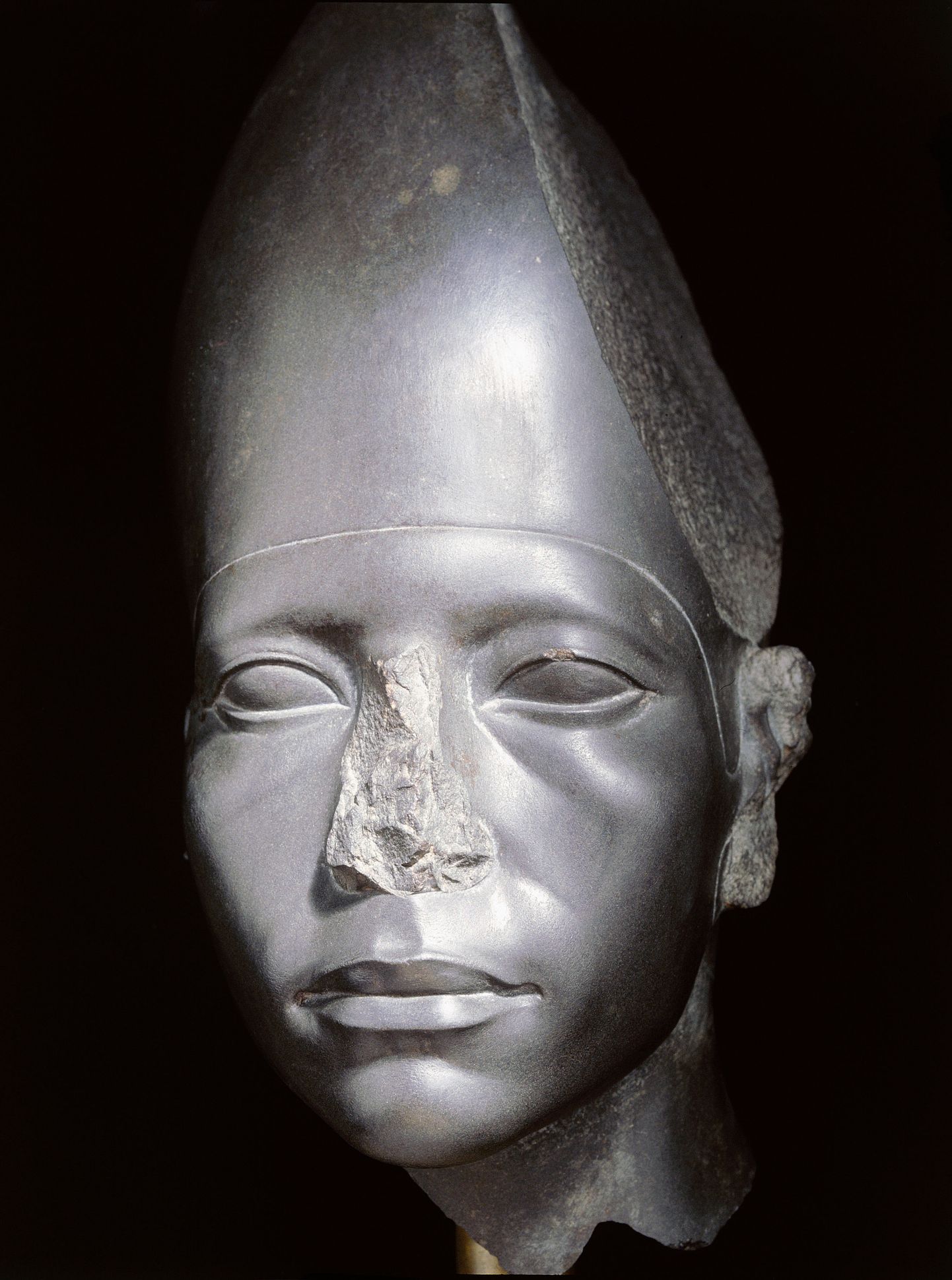 Vana-Egiptuse vaarao Amenemhat I büst. Ta valitses 1991 - 1962 eKr. Tal puudub nina