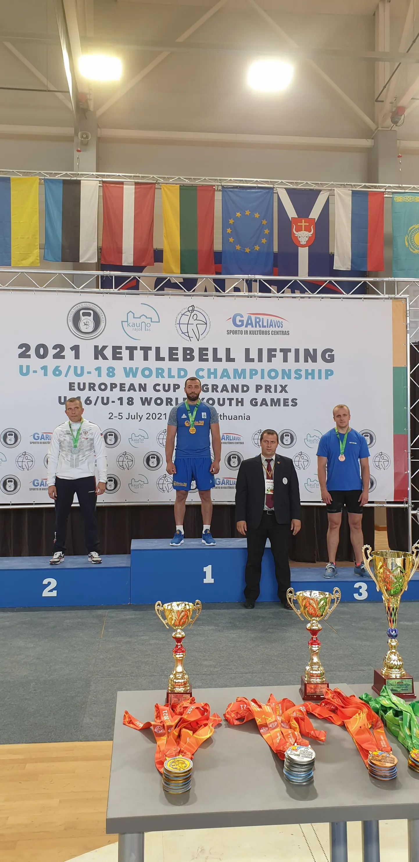 Kõrgeima koha tõi Tartumaale sangpommispordi Euroopa karikavõistlustelt Aimar Romet, kes saavutas amatööride kahevõistluses kehakaalus kuni 78 kg esikoha.