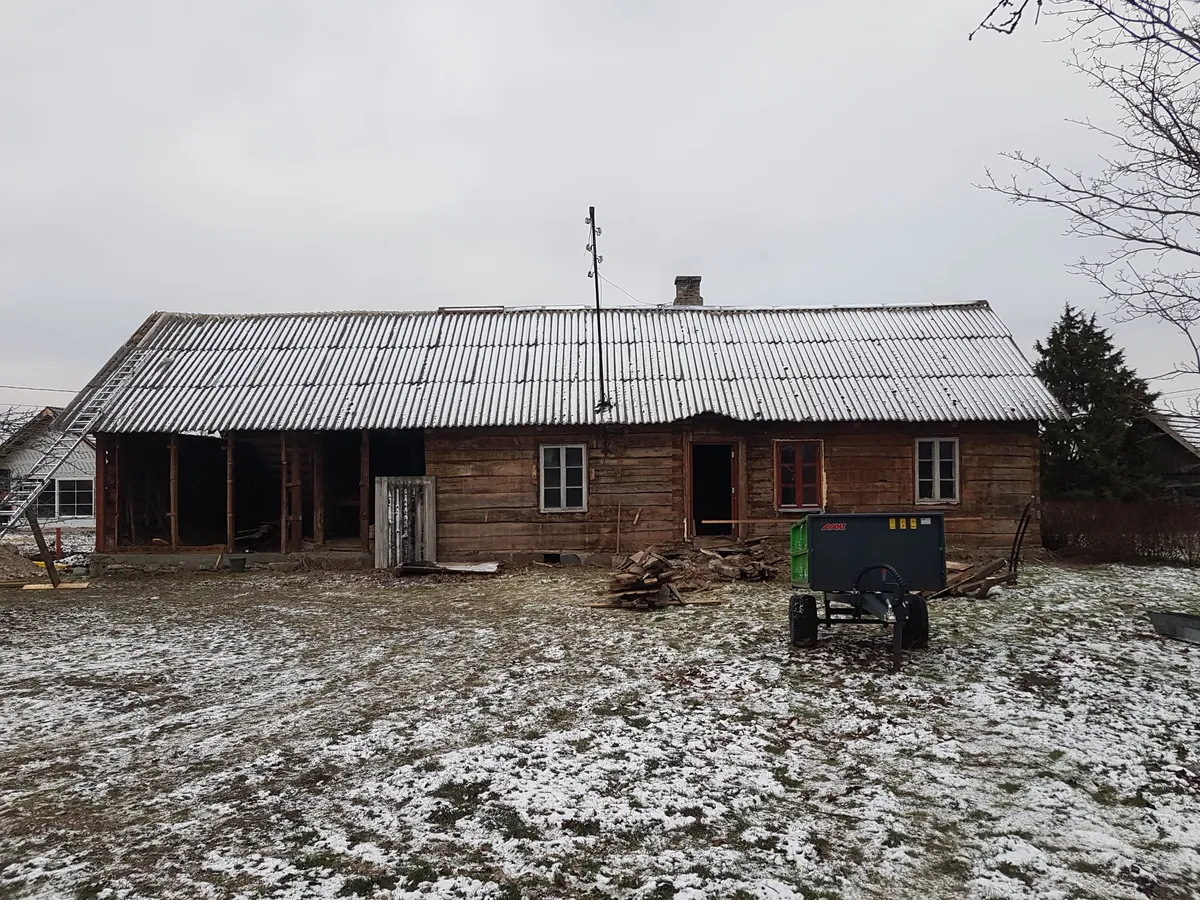 Состояние старого хутора было довольно печальным, но Маргит и Эрки сразу ощутили себя дома.