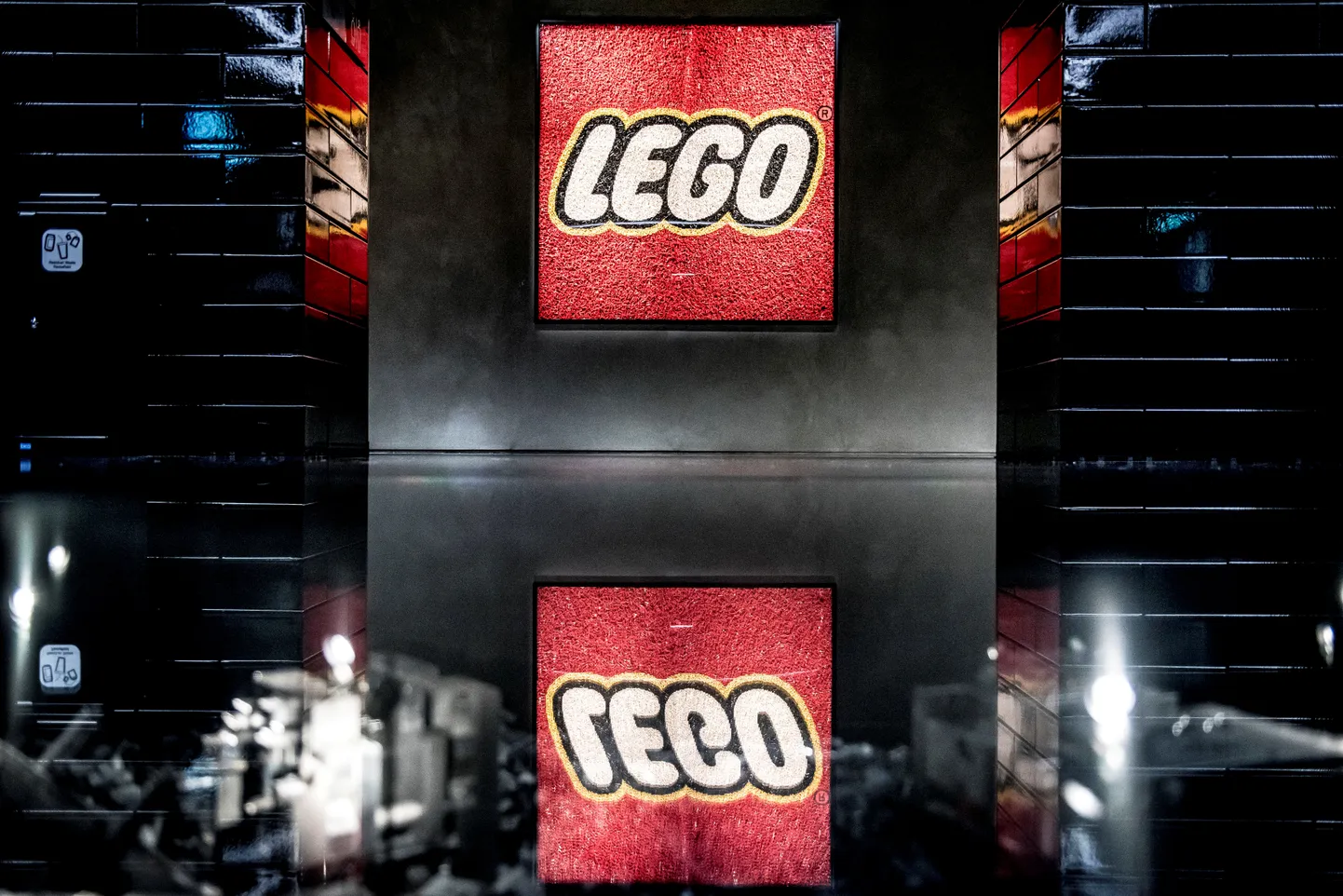 LEGO