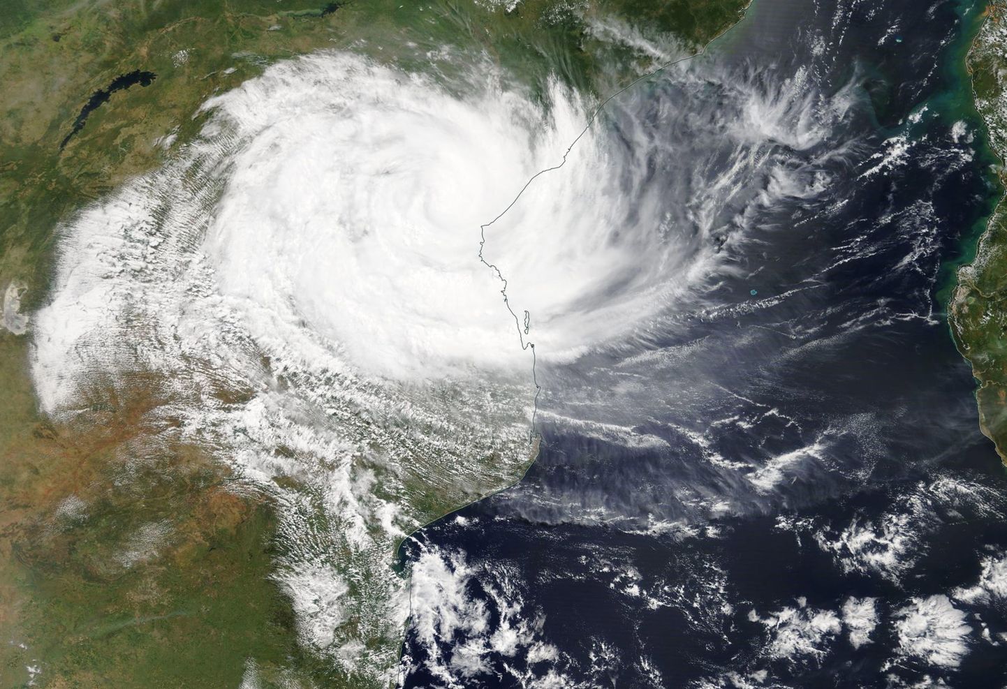 Idai tsüklon Mosambiiki rannikule jõudmas.
