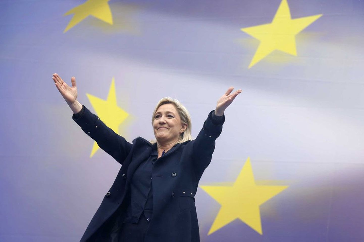 Marine Le Pen ja tema juhitav Prantsuse Rahvusrinne on näide         paremäärmuslikust ja Vene-lembesest erakonnast, kelle esindatus järgmises europarlamendis uuringute kohaselt tuntavalt kasvab.
