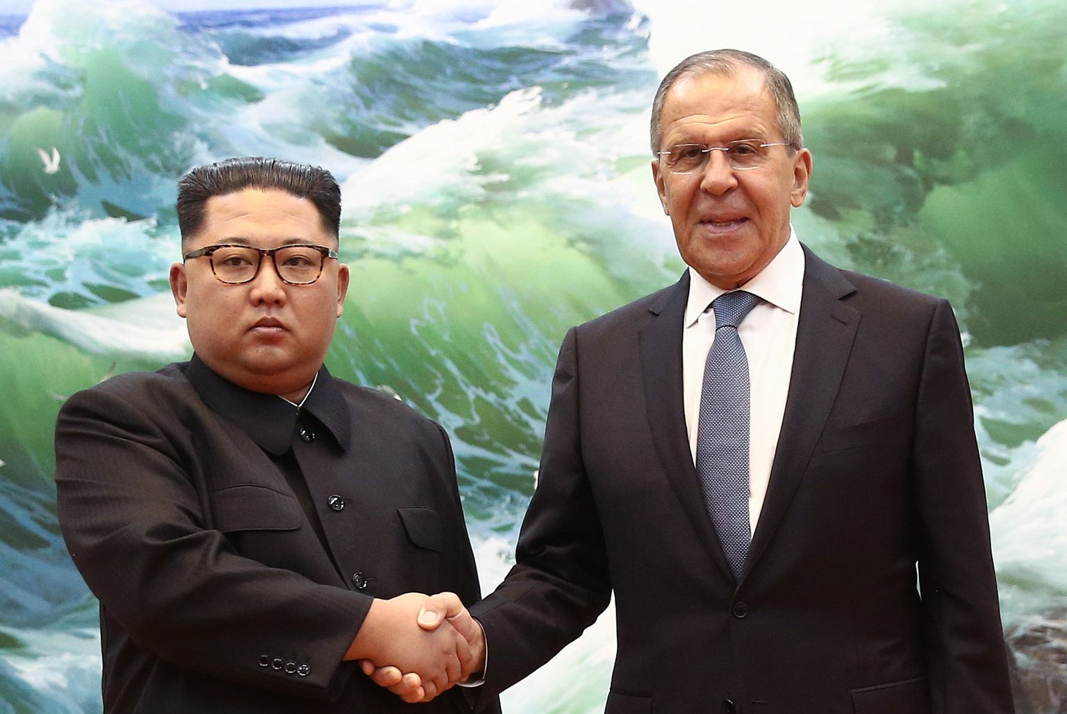Põhja-Korea liider Kim Jong-un ja Venemaa välisminister Sergei Lavrov 2018. aasta kevadel Pyongyangis.