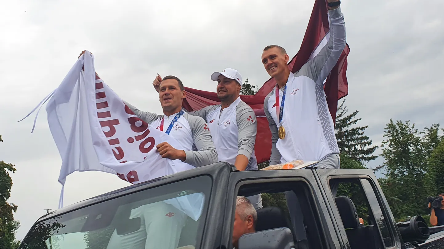 Olimpiskie čempioni ierodas Rīgā
