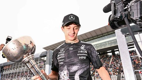 Tīņu sensācija Antonelli – no vidusskolas absolvēšanas līdz F-1 līderpozīcijai nepilna gada laikā