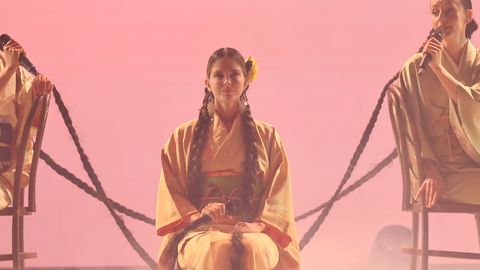 VIDEO ⟩ Šovu ''Koru kari'' atstāj Saulkrastu pērļu koris un Asnate Rancāne