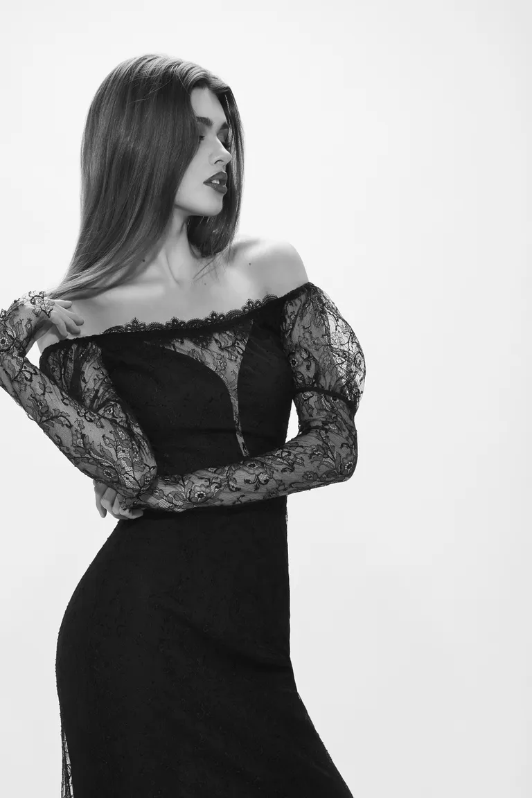 Virtuoza by Liis Tui. Modell: Gertrud Kiisa