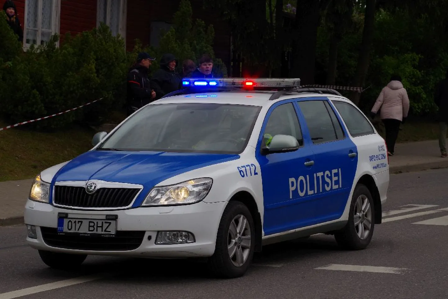 Politseinikud tabavad aina sagedamini Valgevene kaudu illegaalselt Euroopa Liidu jõudnud iraaklasi.