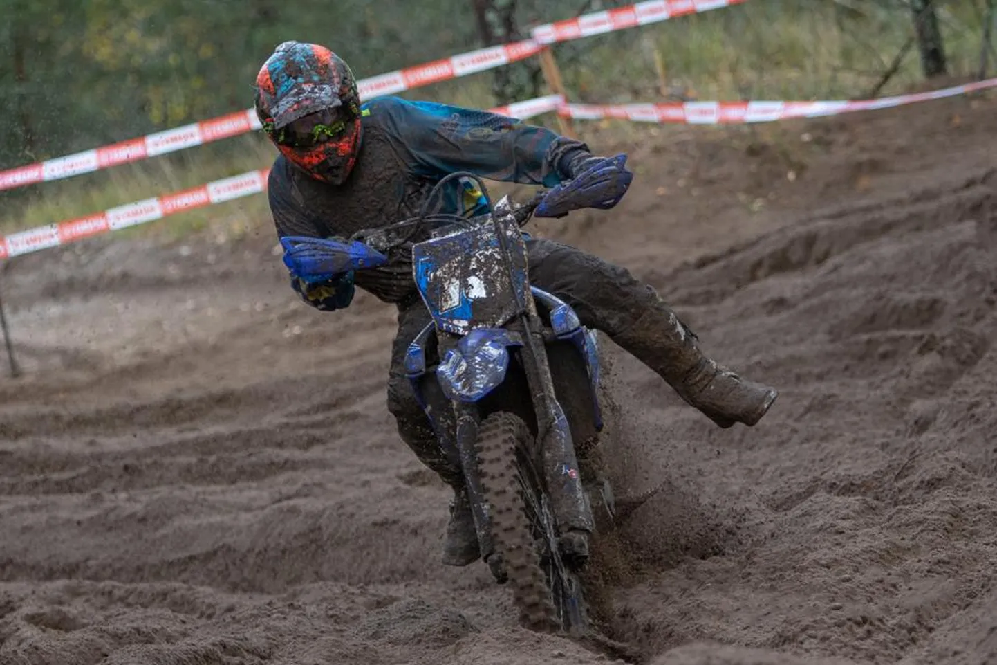 Paikuse motoklubi raudvara Toivo Nikopensius tõi Vidriži enduurolt kolmanda auhinna.