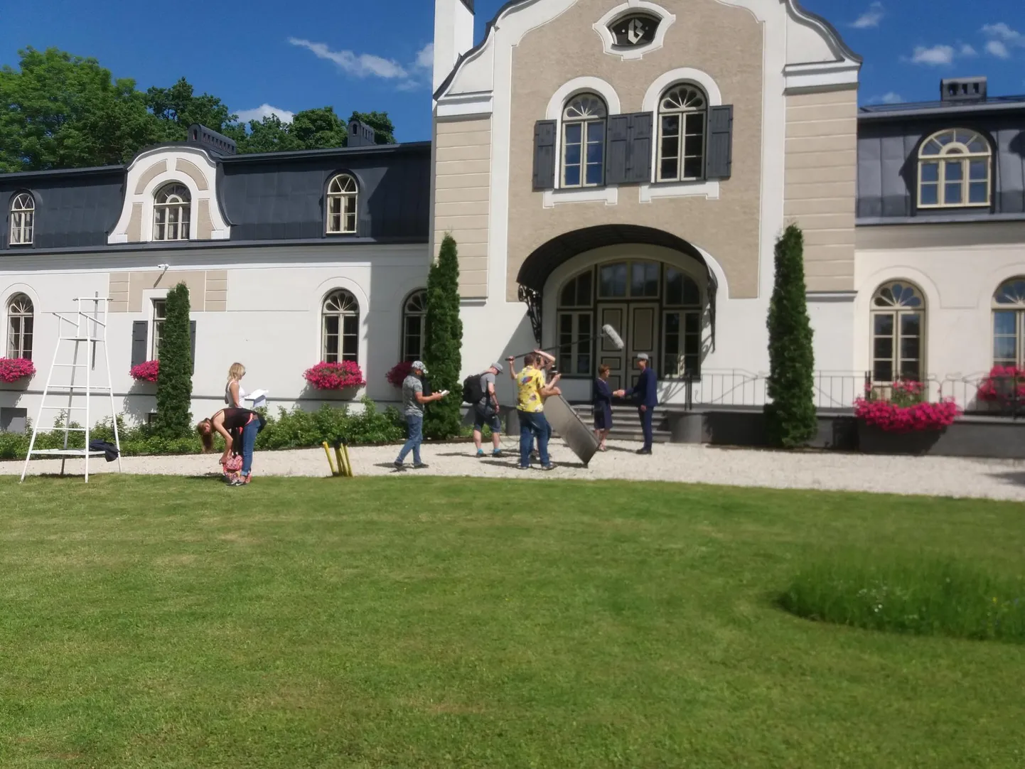 Neeruti mõis.