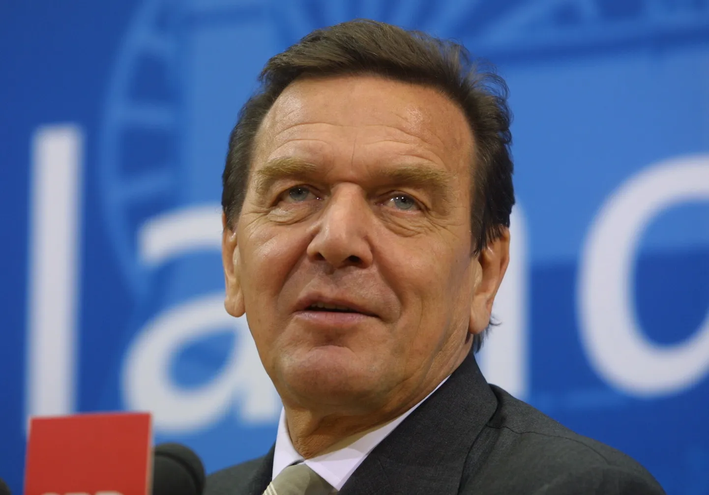 Bijušais Vācijas kanclers Gerhards Šrēders