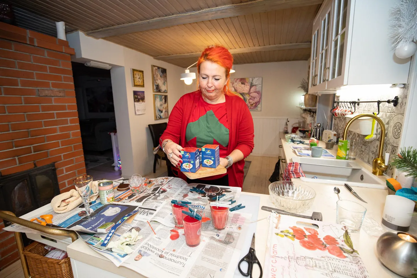 Mari Riina Mölder ehk Leekpea teab, et küünalde ümbersulatamine on käkitegu.