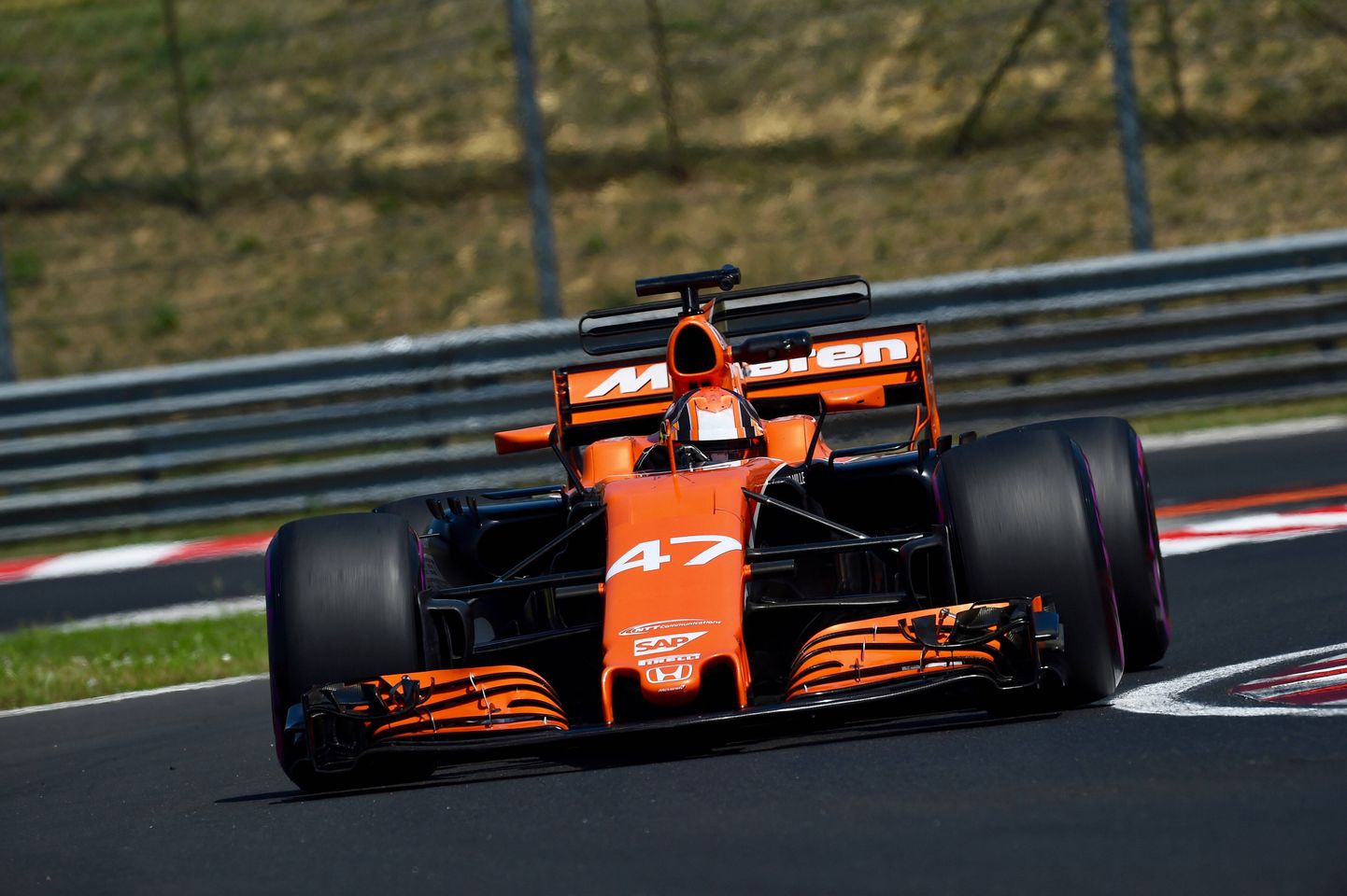 Lando Norris testsõidul McLareni roolis.