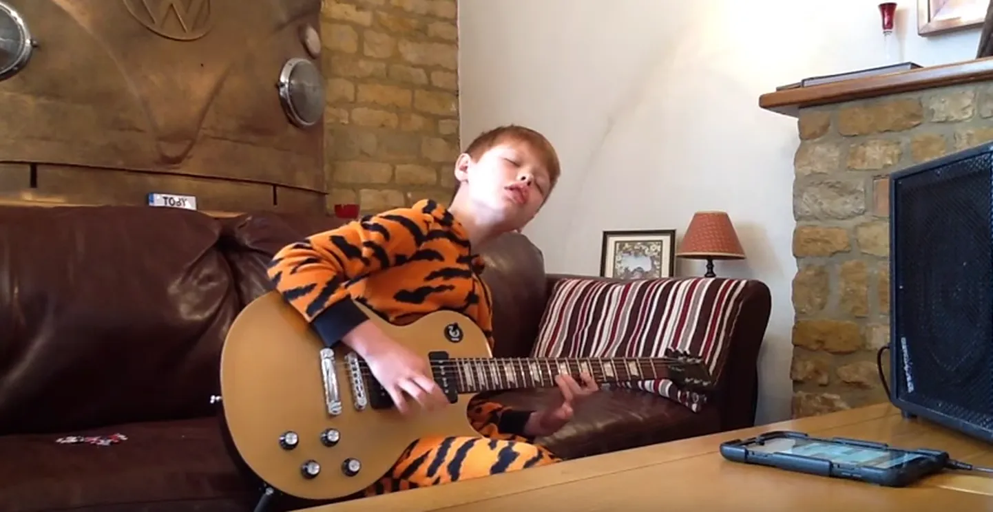 Kas sellest noorest poisist võib saada uus B.B. King või Jimi Hendrix?