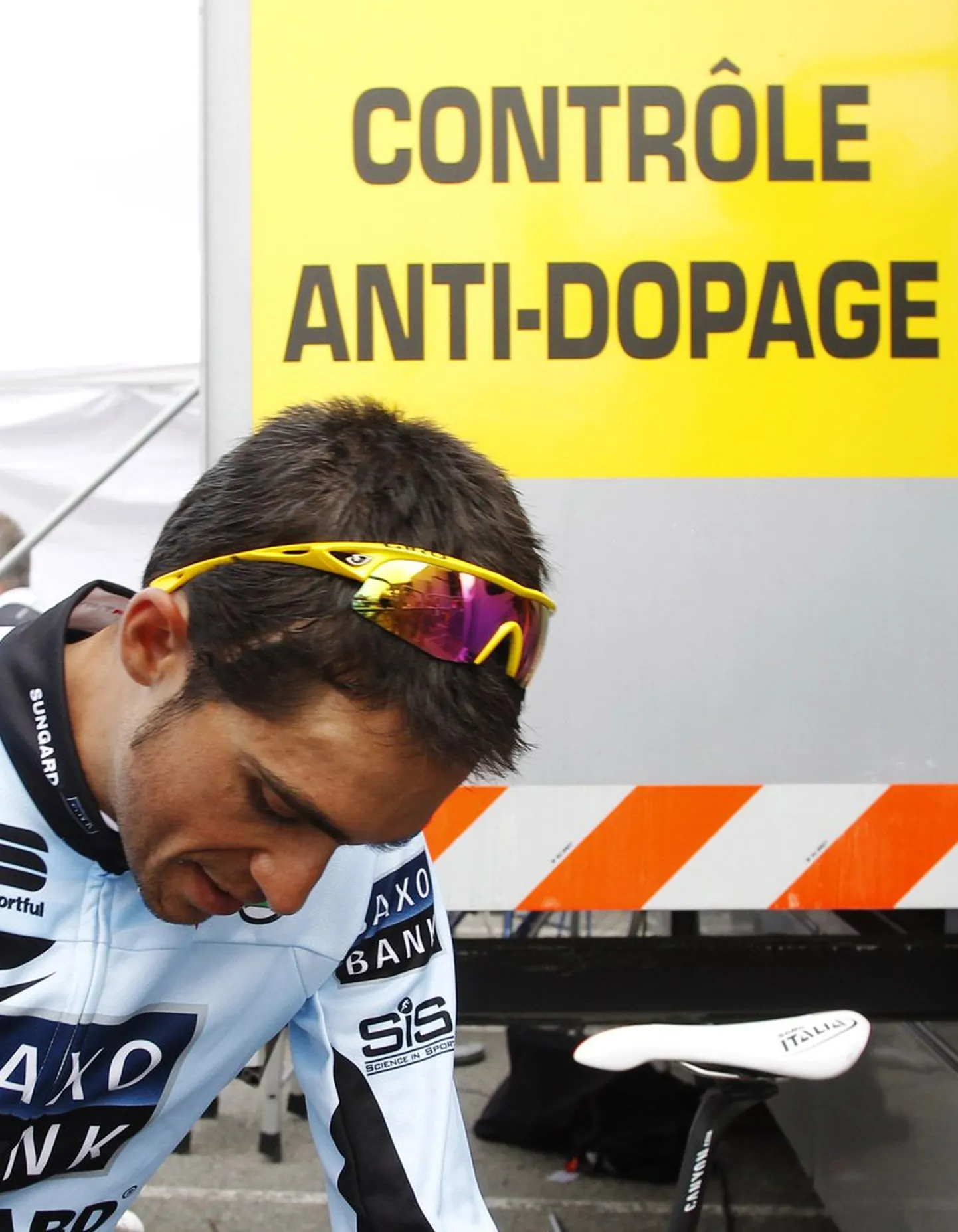 Alberto Contadoril ei õnnestunud spordiarbitraaži oma süütuses veenda ning talle määrati dopingutarvitamise eest kaheaastane võistluskeeld.