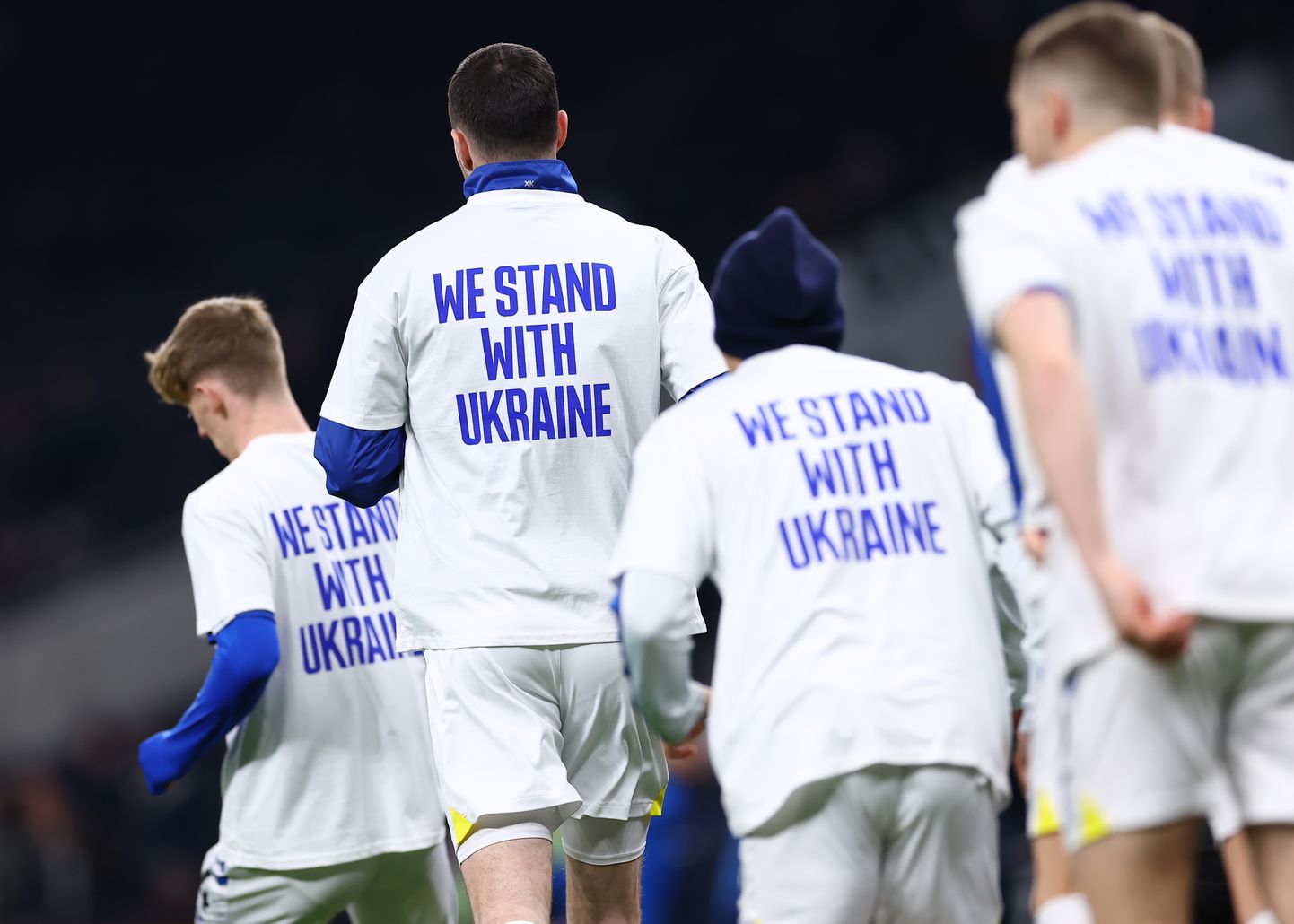 Inglismaa jalgpallipere toetab Ukrainat.