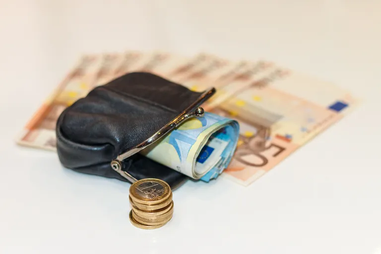 Aastast 2023 tõuseb pension 20 eurot, mis peaks parandama enam kui 321 000 pensionisaaja toimetulekut.