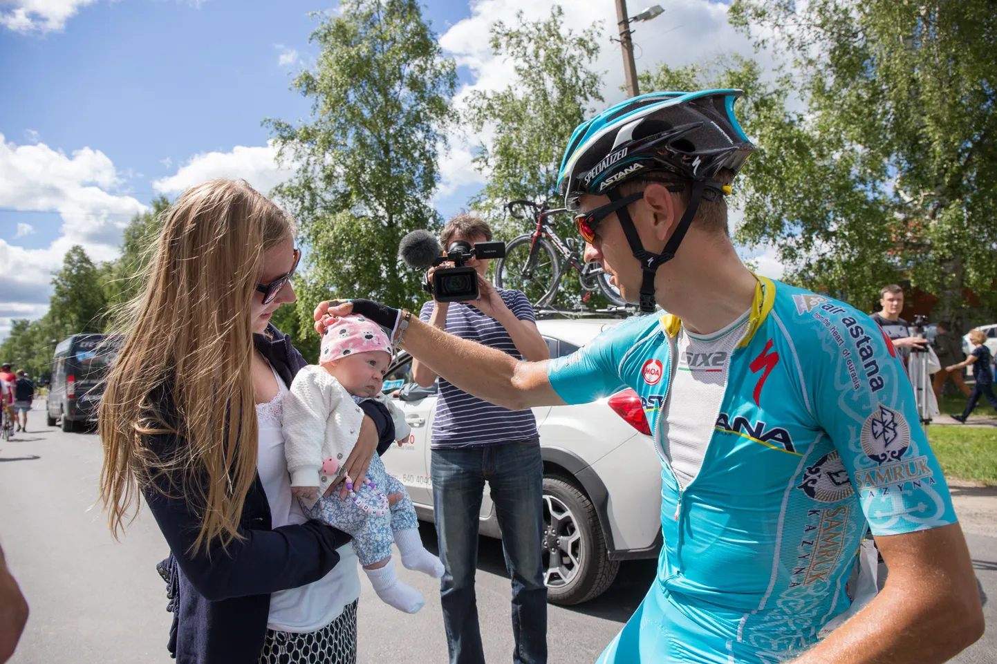 Tanel Kangert elukaaslase Silvia ja pisitütre Johannaga 2015. aastal