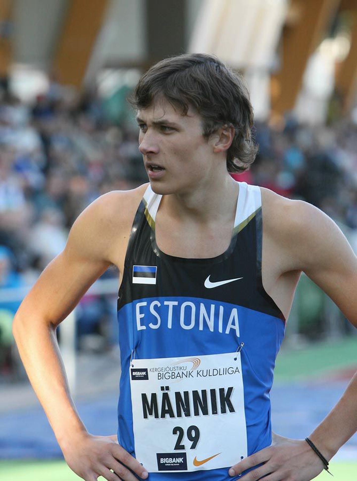 Võhma noormees Martin Männik läbis Eesti juunioride meistrivõistluste finaalis esimest korda 60 meetri jooksu alla seitsme sekundi ja teenis kuldmedali suurepärase tulemusega 6.90.