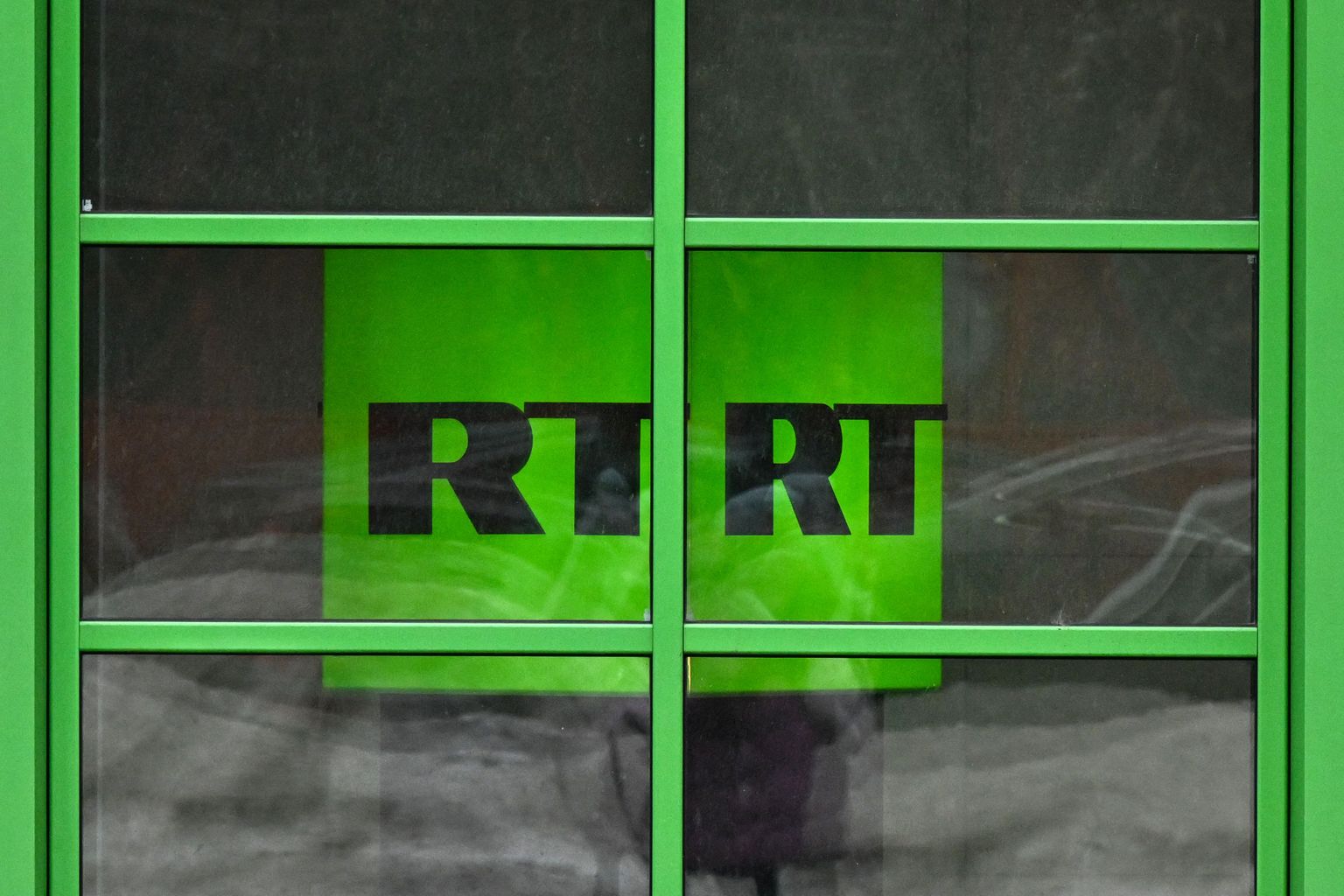 Vene propagandakanali RT logo.