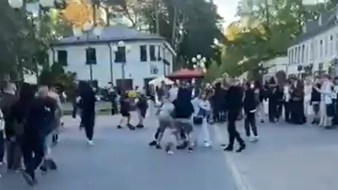 VIDEO ⟩ Par kautiņu Jūrmalā viens cilvēks aizturēts