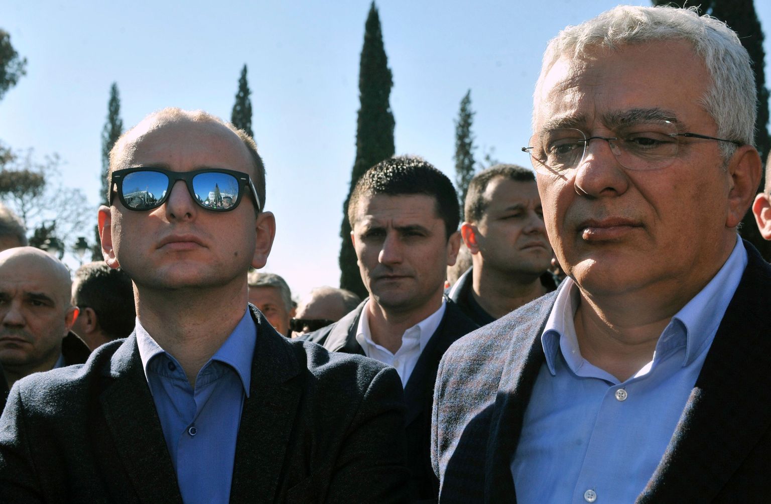 Täna kohtu ette astuvad Montenegro venemeelsed opositsiooniliidrid Andrija Mandić (paremal) ja Milan Knežević.