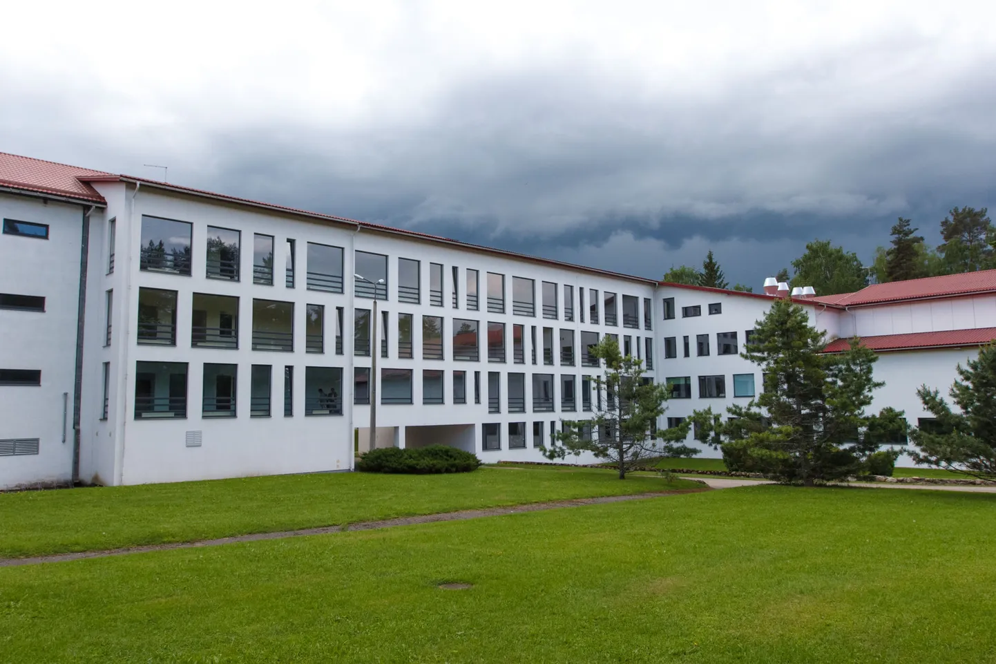 Tõrva gümnaasium
