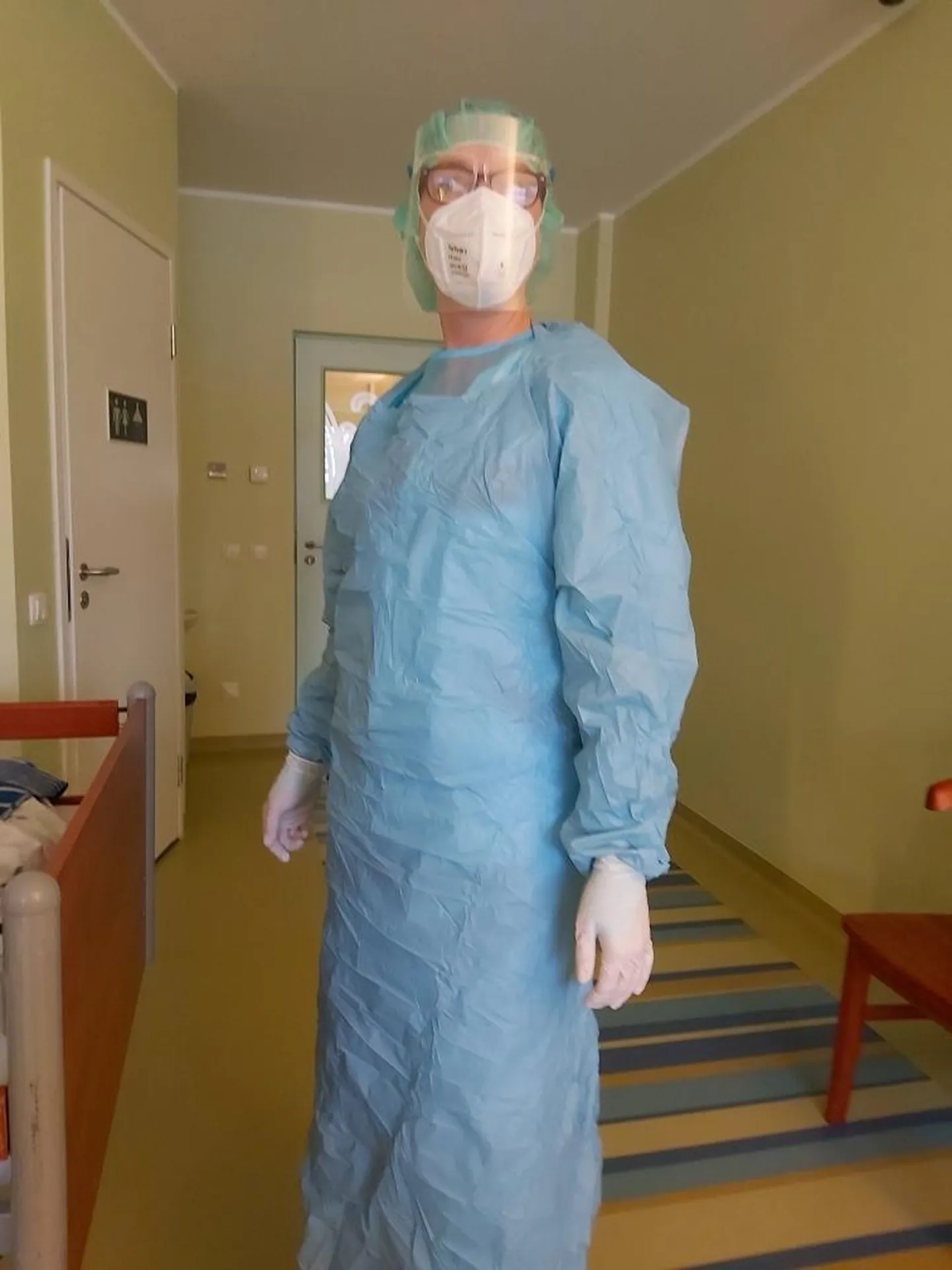 Doktor Maarja Brause vaatab koroonaosakonna patsiendid üle iga päev.