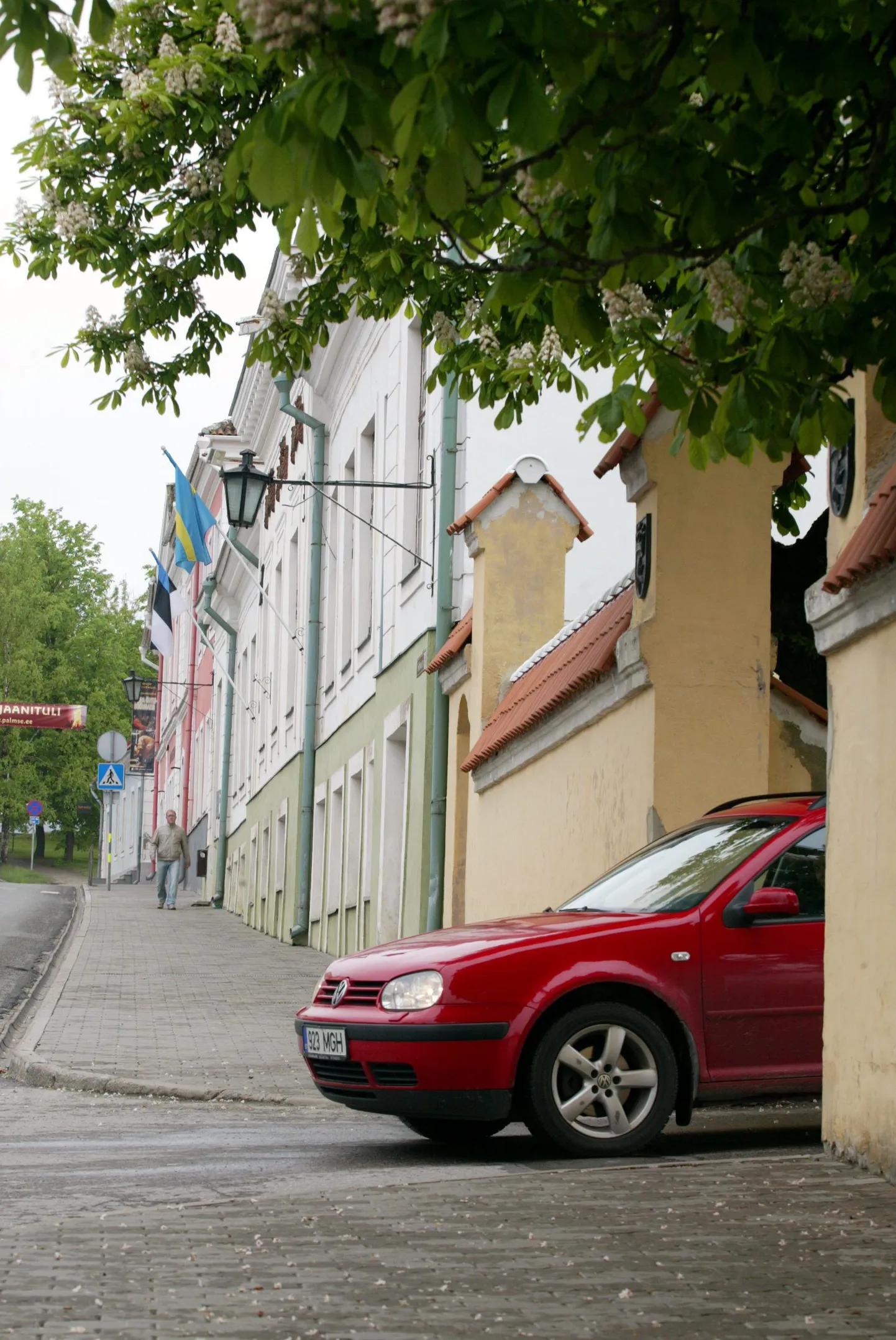Rakvere linnavalitsuse hoone.