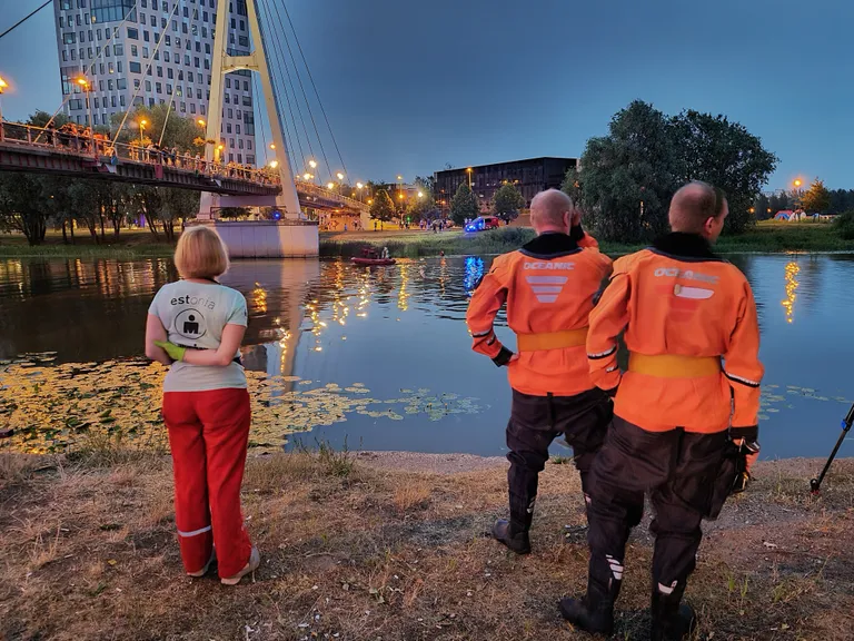 Sündmuskohale reageeris Annelinna ja Tartu päästekomando.