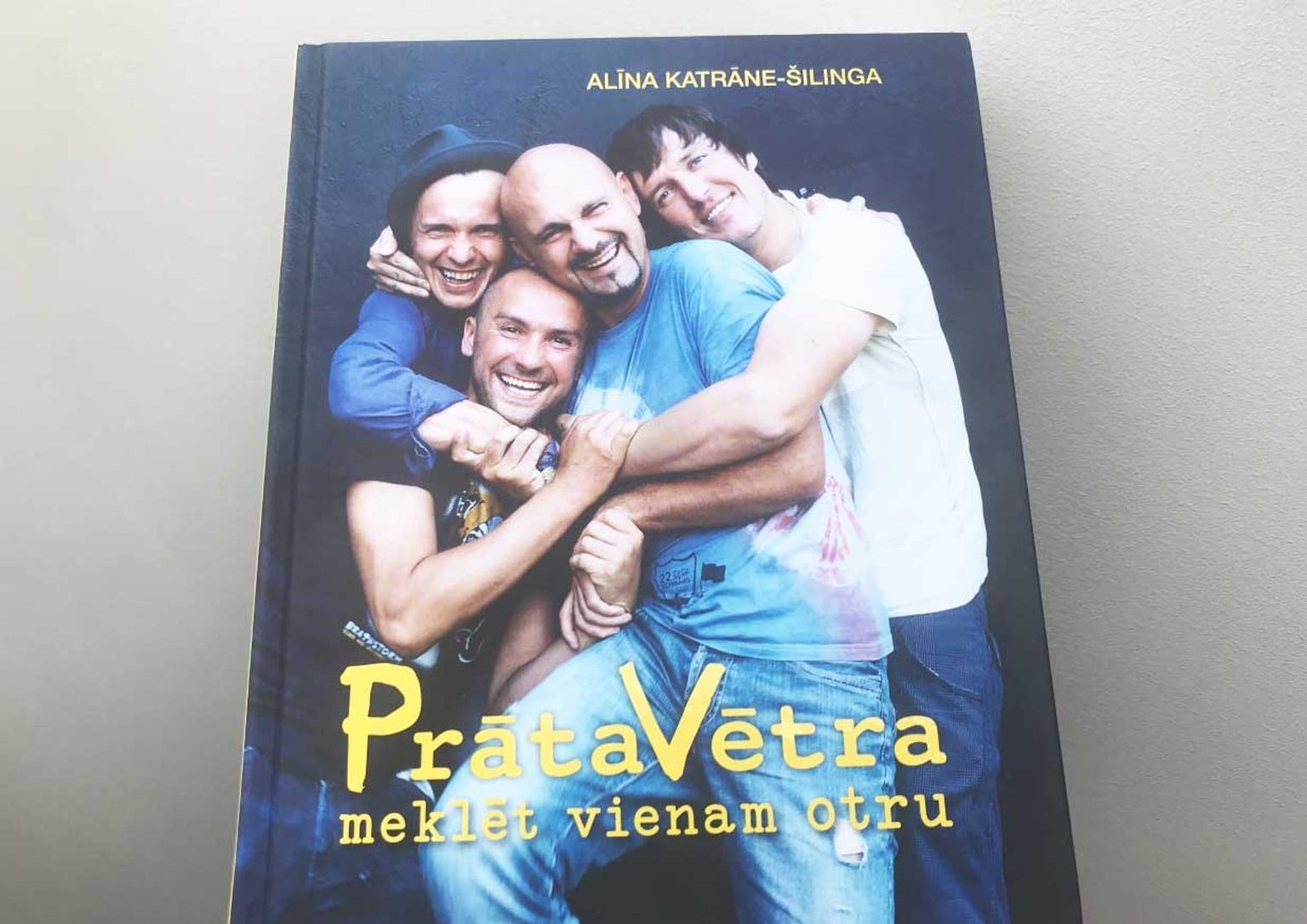 "Prāta Vētra. Meklēt vienam otru"