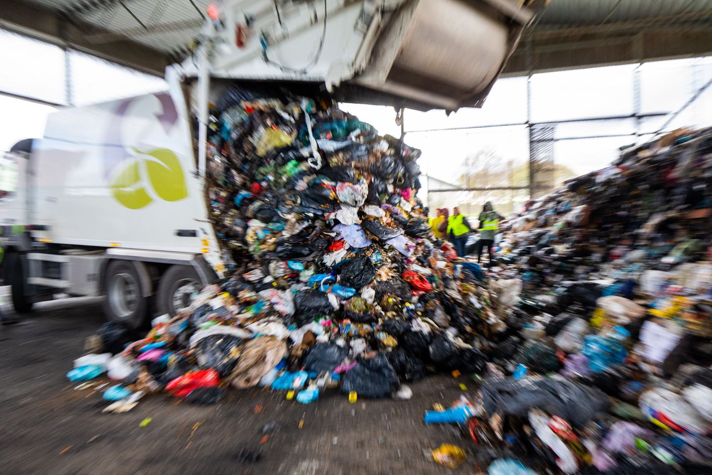 Lõppenud aastal ei suutnud Eesti täita Euroopa Liidu liikmesriikide kohustust suunata 50% segaolmejäätmetest ringlusesse.