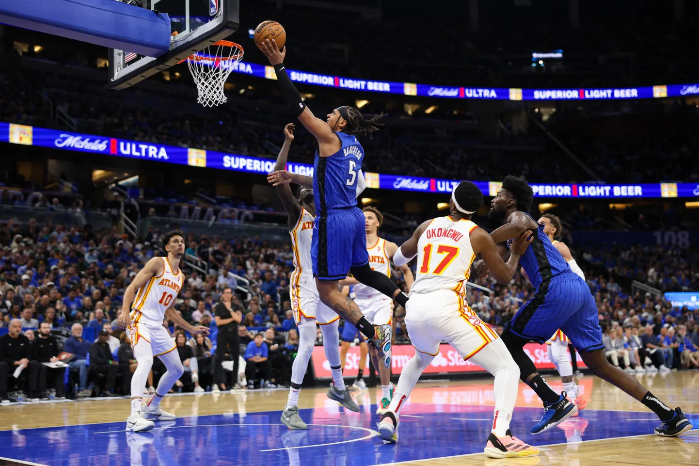 NBA komandu spēle: Orlando "Magic" pret Atlantas "Hawks"