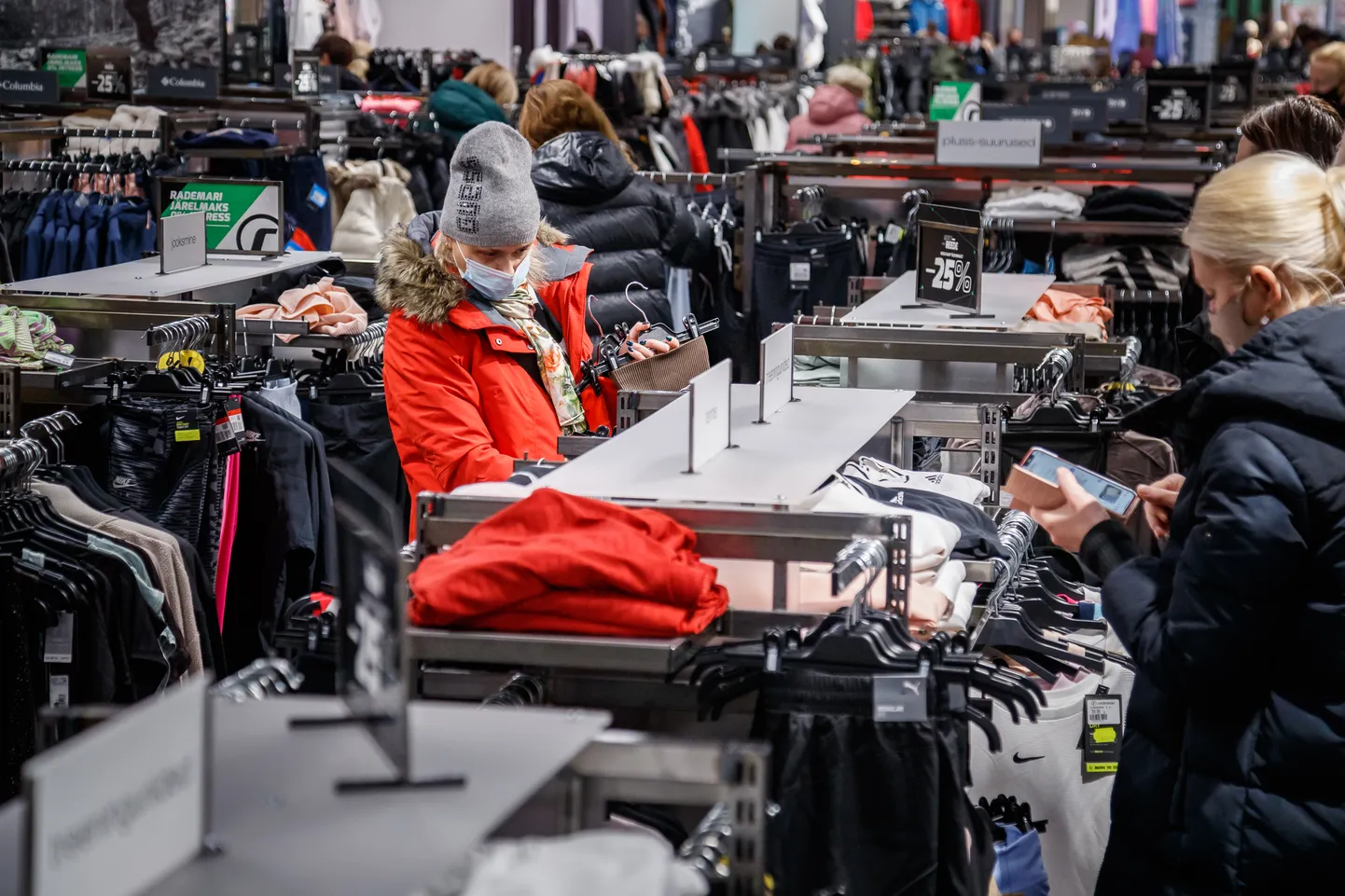 Ostupidu Eesti kaubanduskeskustes on selleks korraks läbi saamas. Pildil Must Reede 2021. Ülemiste keskuses.