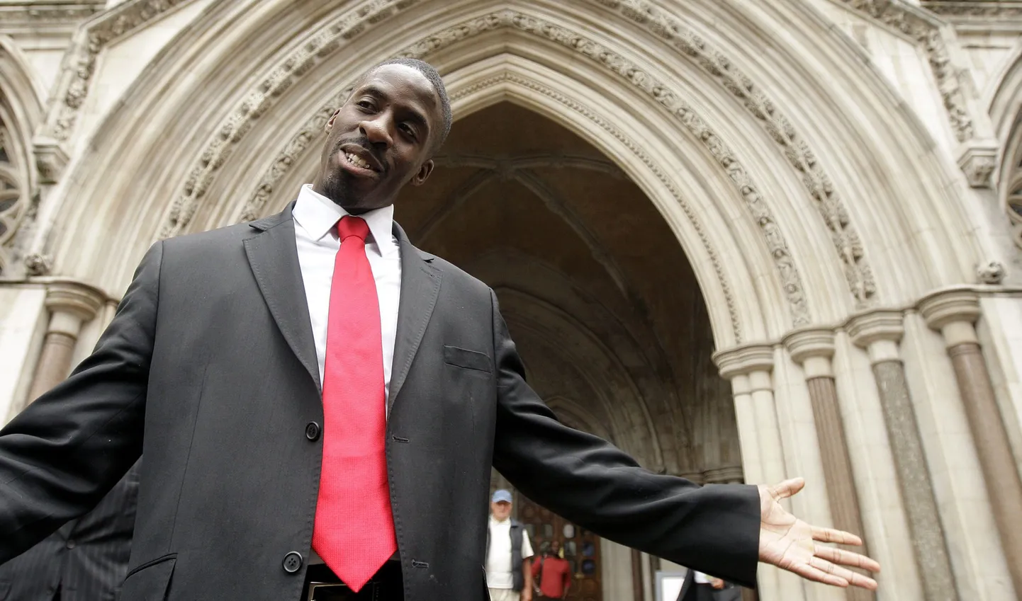 Dwain Chambers lahkumas kohtust