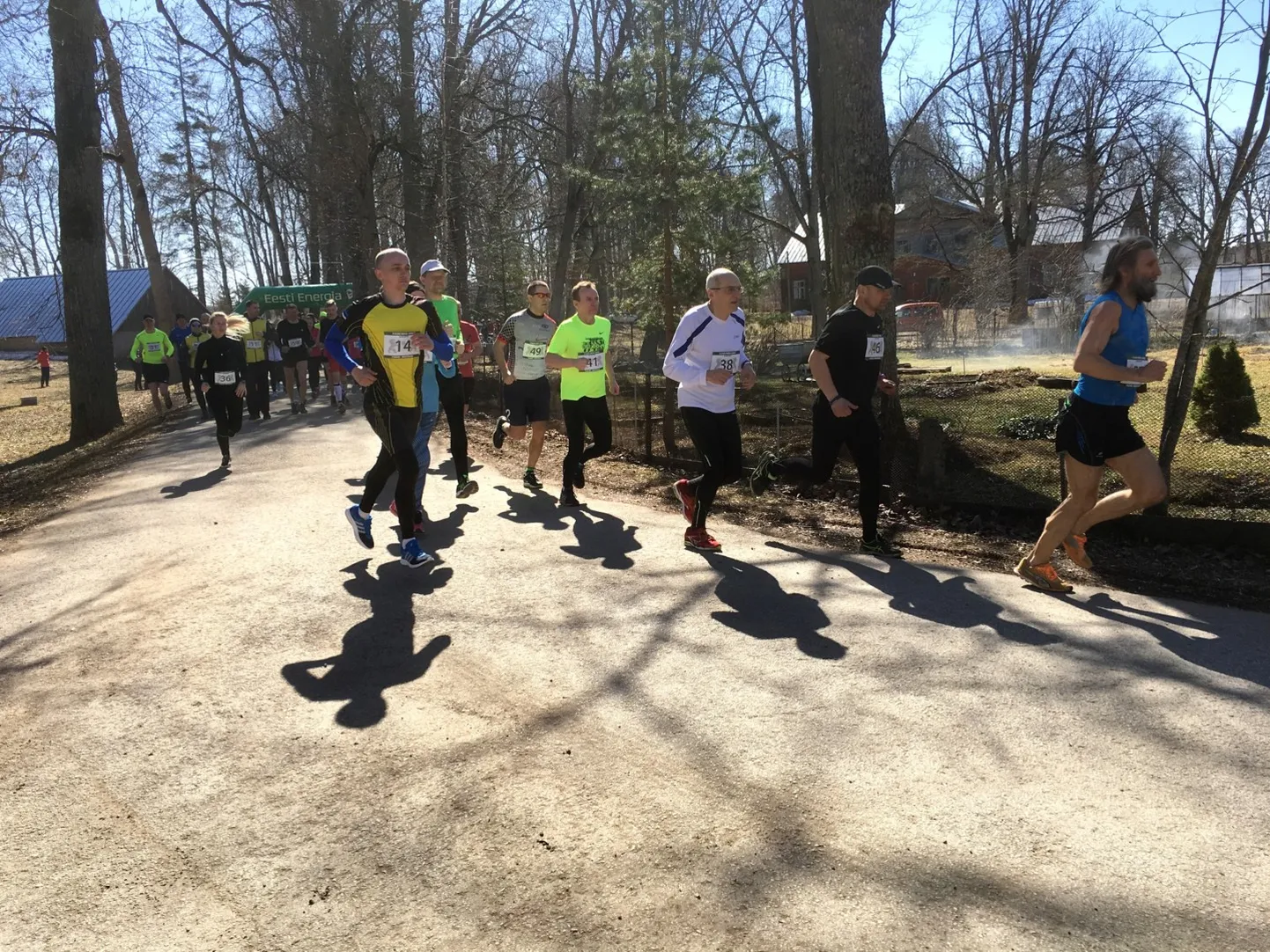 Kahe mõisa jooksu põhidistantsi − 7 km start antakse Pagari mõisa pargist.