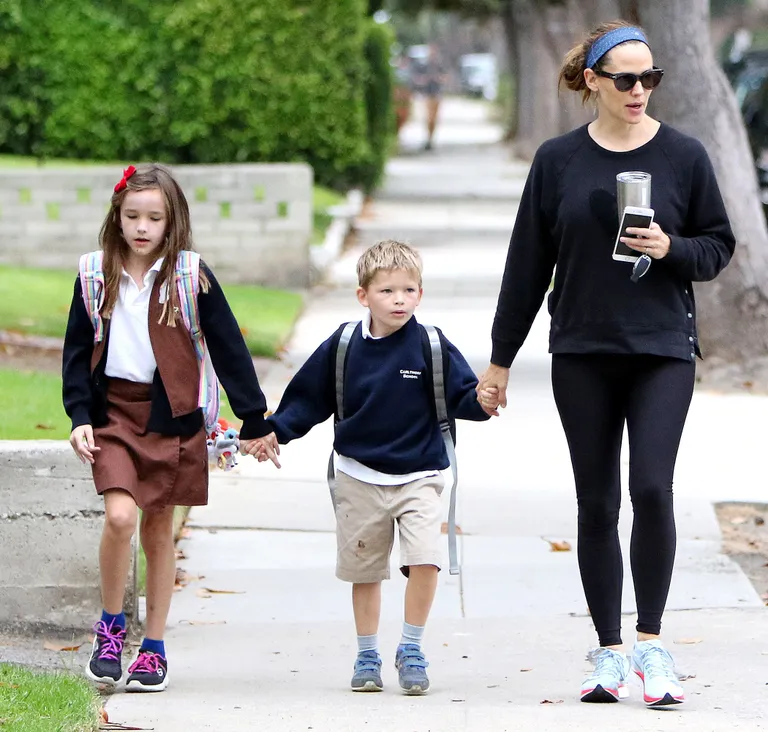 Jennifer Garner nooremate lastega