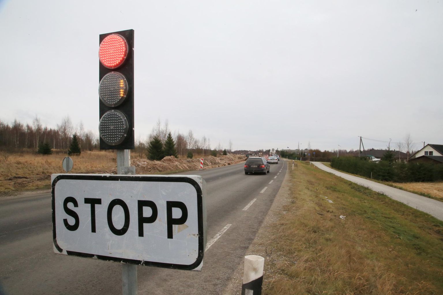 Lõuna-Eesti viies maakonnas tuleb autojuhtidel tänavu arvestada rohkete teetöödega.