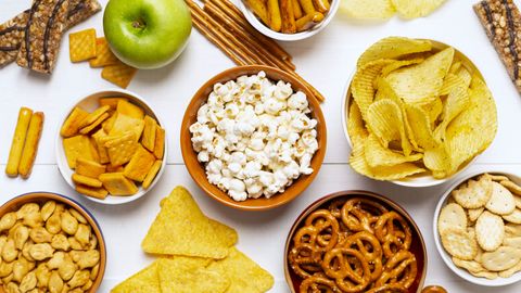 Maailmakuulus ekspert soovitab: see on parim snäkk, kui tahad elada 100-aastaseks