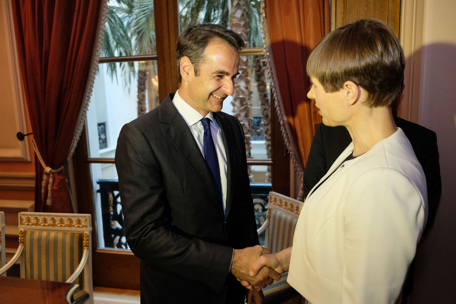President Kersti Kaljulaid ja Kreeka opositsioonijuht Kyriakos Mitsotakis kohtusid reedel Ateenas. Esialgu pooletunniseks kavandatud kohtumine kestis märksa kauem.